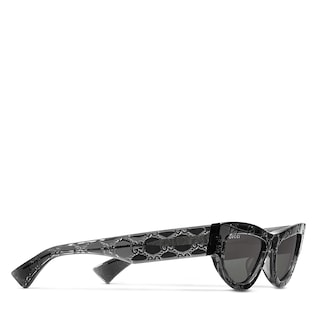 Cat eye sunglasses