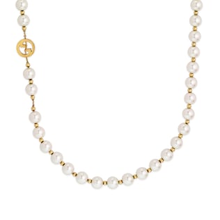 Collar Gucci Interlocking de perlas largo