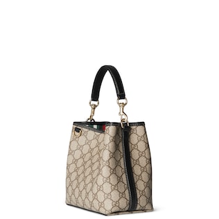 GG Emblem small bucket bag
