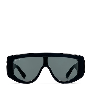 Sonnenbrille mit rechteckigem Rahmen