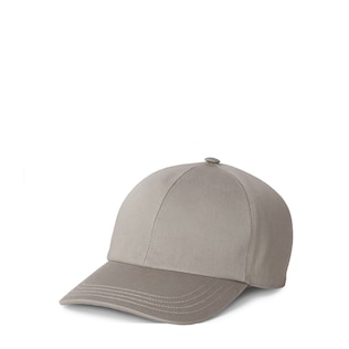 Cotton baseball hat with embroidery