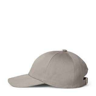 Cotton baseball hat with embroidery