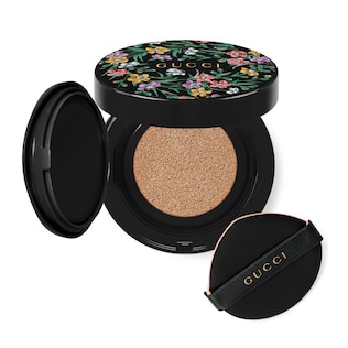 06, fond de teint Cushion Étérnité De Beauté SPF