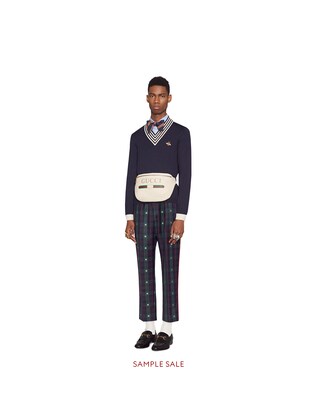 Bolsa con Cinturón de Piel con Estampado Gucci