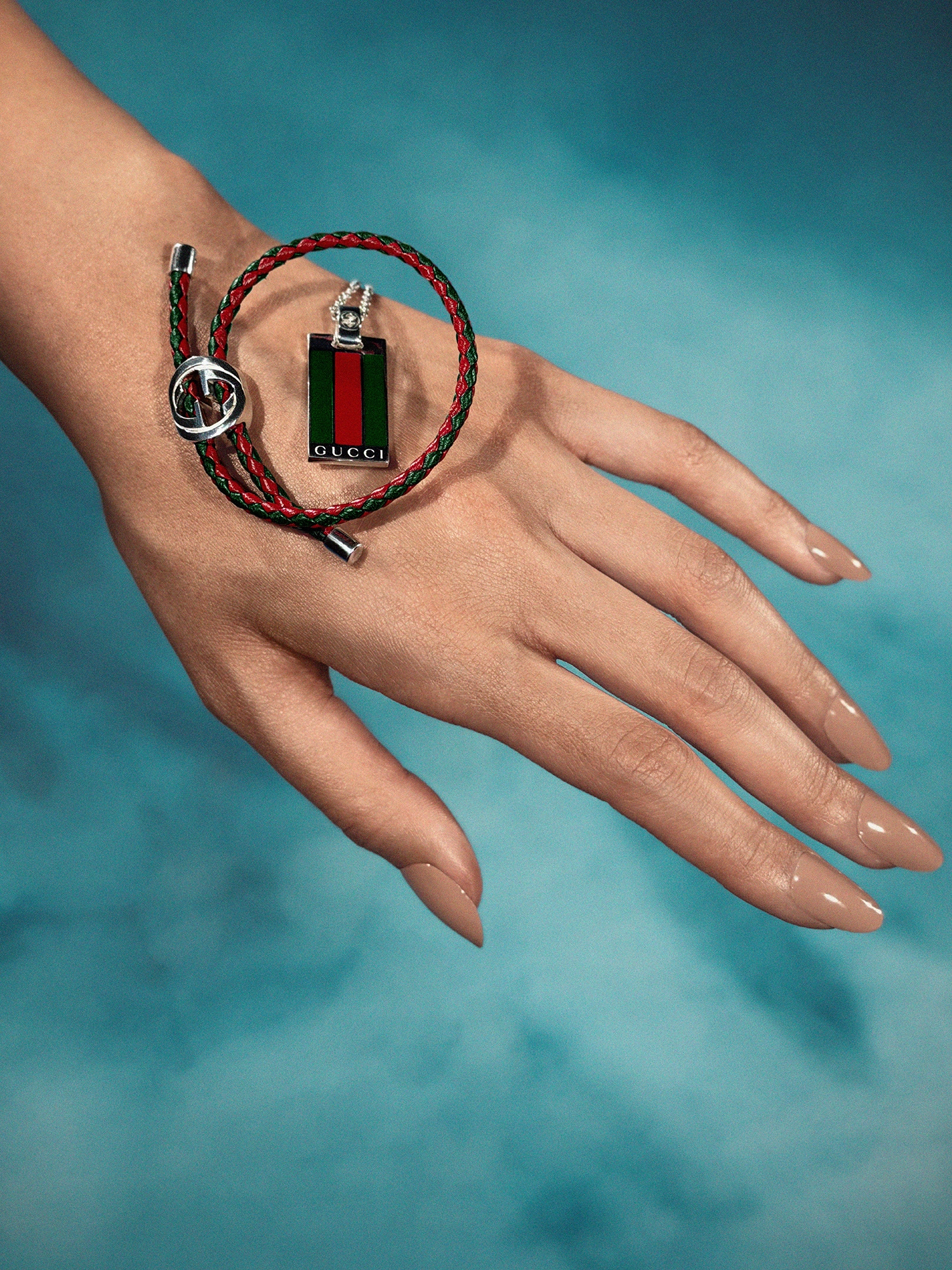 GUCCI 日本公式サイト|イタリアの伝統を大切に