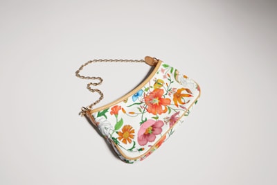GUCCI】よくあるご質問｜グッチ公式オンラインショップ
