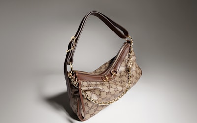 GUCCI 日本公式サイト|イタリアの伝統を大切に