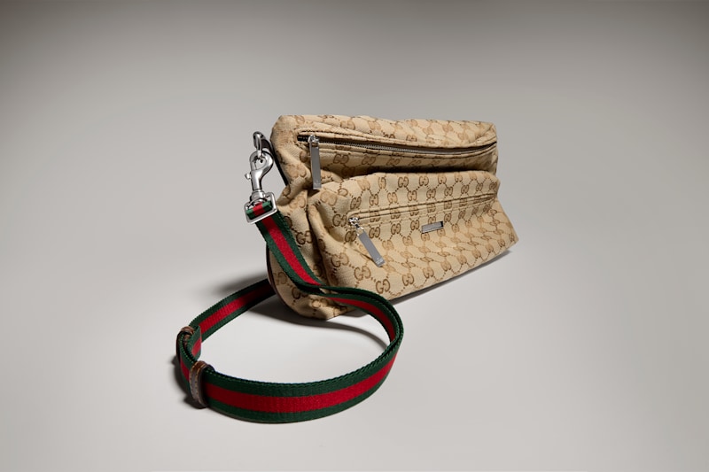 美品★GUCCI ★パテントレザー★本革★モード★Aライン★ジャケット★コート WMNS) Gucci GG Lacquer Fabric Coat With Web 'Black' 771717-ZAPKY-1043