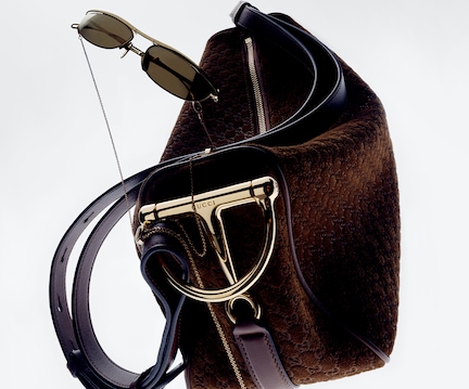 ゲリラセールgucci ハンドバッグ　中にミラー付き　正規品 グッチ GUCCI GGスプリーム ミニトートバッグ 696010 GGスプリーム