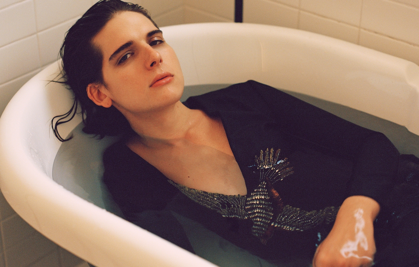 A conversation with the actress and model, who walked the men’s Fall Winter 2016 fashion show.Talking with <nobr>Hari Nef</nobr>