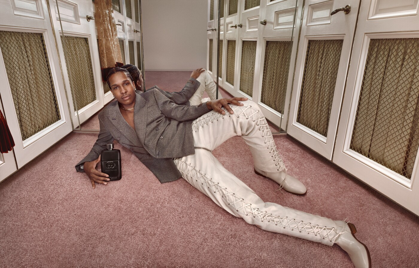 A$AP Rocky, Julia Garner and Elliot Page star in the new campaign dedicated to the emblematic Gucci Guilty fragrances.A New Era Of #GucciGuilty