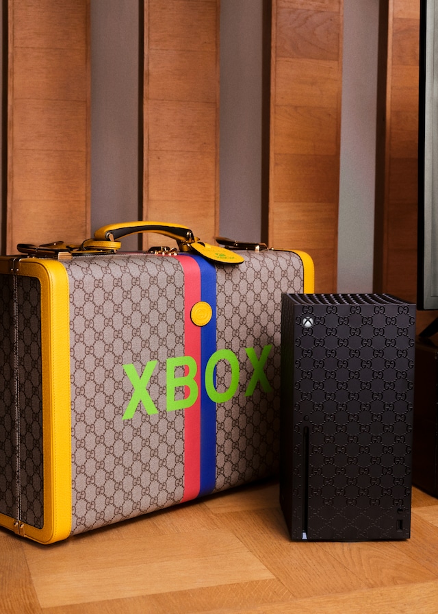 Unveiling the Gucci Xbox Bundle in a special video created with HYPEBEAST.  - Gucci Stories