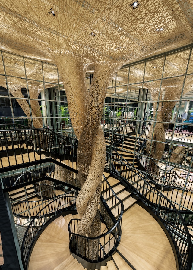 グッチ並木 フラッグシップの一周年を祝して グッチを象徴するバンブー