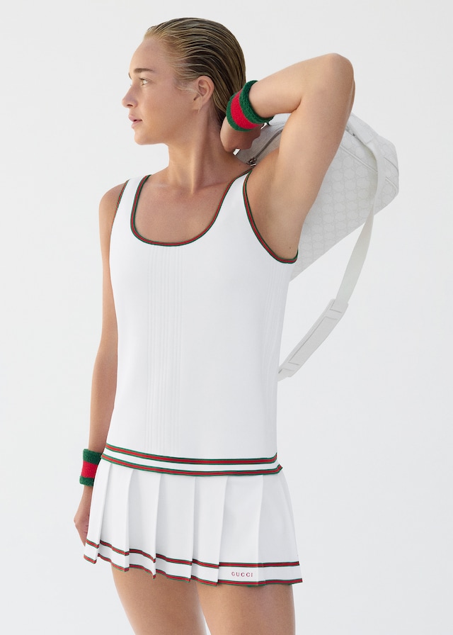 専用♡GUCCI グッチ テニス スウェット トレーナー 花柄 - メルカリ