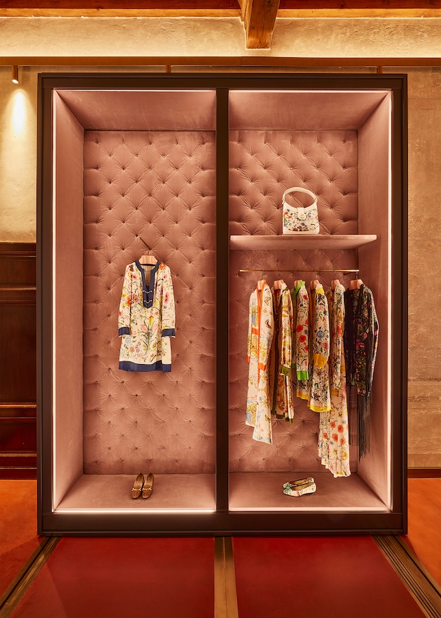 グッチ アーカイブに潜入 - グッチ ダイアリ