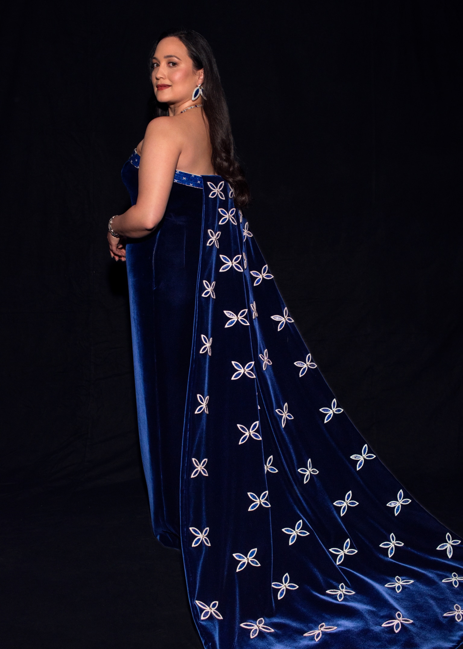 A look at the gowns created by Sabato De Sarno and Indigenous designer Joe Big Mountain of Ironhorse Quillwork. - Gucci Stories A look at the gowns created by Sabato De Sarno and Indigenous designer Joe Big Mountain of Ironhorse Quillwork. - Gucci Stories