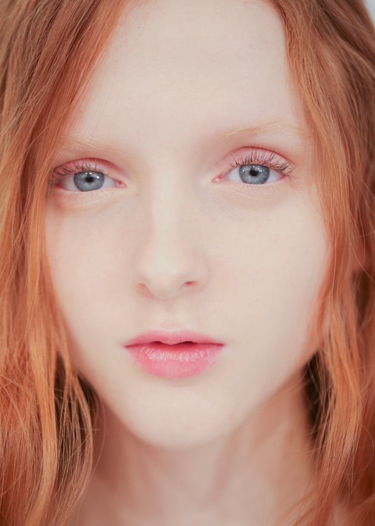Backstage with the <strong>faces</strong> of runway.The Faces of Runway