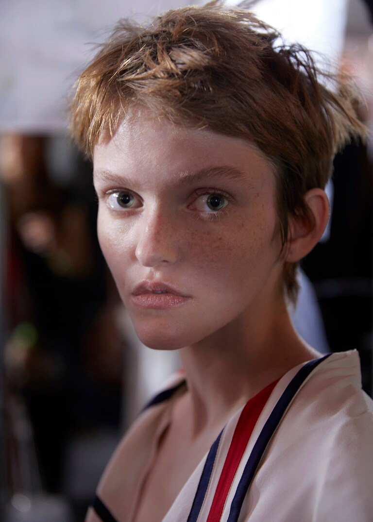 Individual faces with natural skin defined the beauty look for the Gucci Spring Summer 2019 fashion show.Belles De Nuit