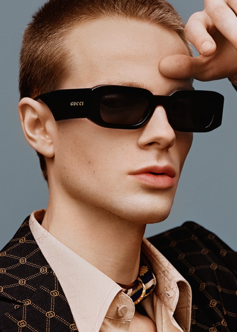 The House presents the Fall Winter 2023 Gucci Eyewear collection in a series of portraits.Emblematic Essentials