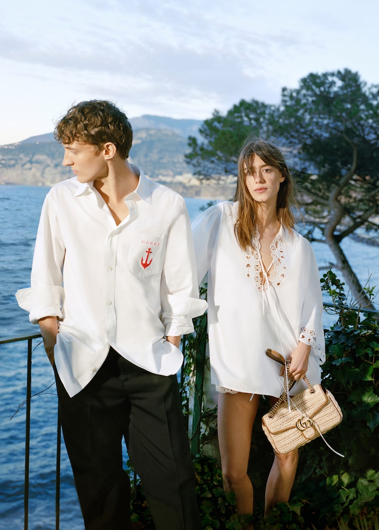 Daisy Edgar-Jones, Aliocha Schneider und David Jonsson sind die Gesichter der neuen Kampagne, die die Essenz eines italienischen Sommers einfängt.Gucci Lido