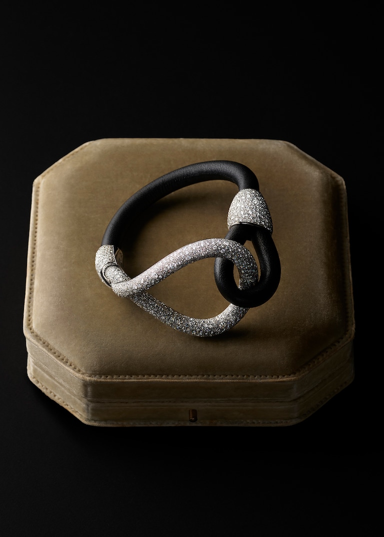 Das Haus präsentiert Monili, die neue High Jewelry Kollektion von Gucci und Pomellato. Gucci | Pomellato