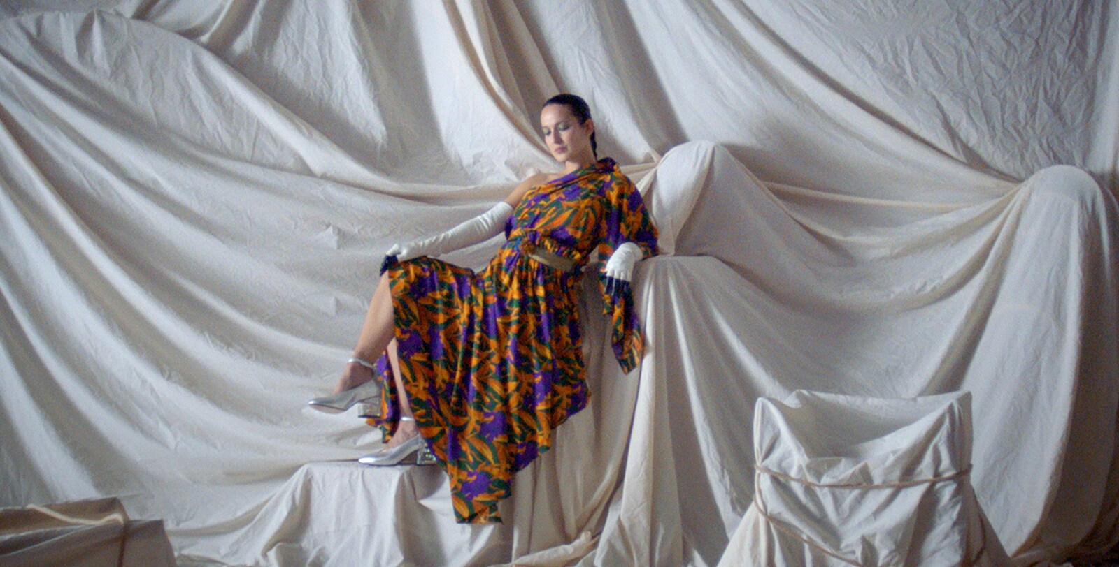 Dancer and choreographer Holly Blakey appears in ‘Growing Pains’ a series in collaboration with Dazed Beauty celebrating the trio of Gucci Bloom scents.Growing Pains with<br>Holly Blakey