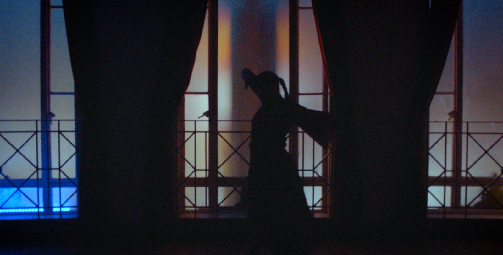 Dancer and choreographer Holly Blakey appears in ‘Growing Pains’ a series in collaboration with Dazed Beauty celebrating the trio of Gucci Bloom scents.Growing Pains with<br>Holly Blakey