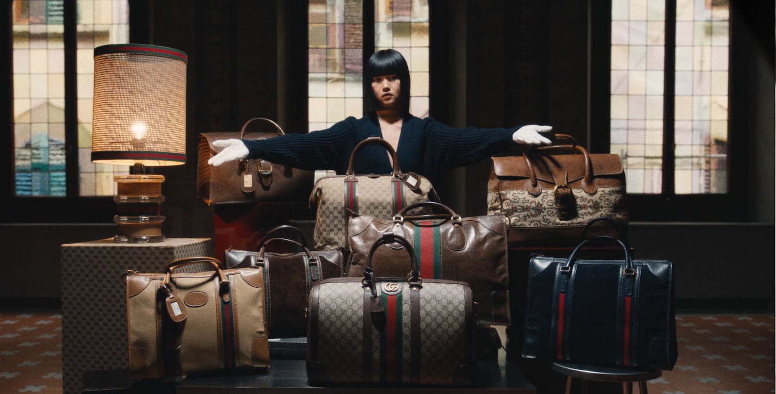 L’histoire du sac de voyage Gucci Savoy est une invitation à voyager vers l’inconnu.Voici l’histoire du sac de <br> voyage Gucci Savoy