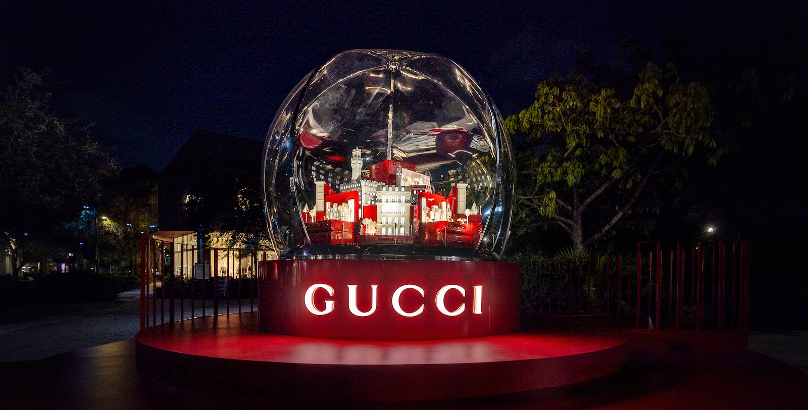 La Maison celebra le feste con Gucci Winter Dream, un'installazione immersiva ospitata nel Design District di Miami.  Gucci Winter Dream 