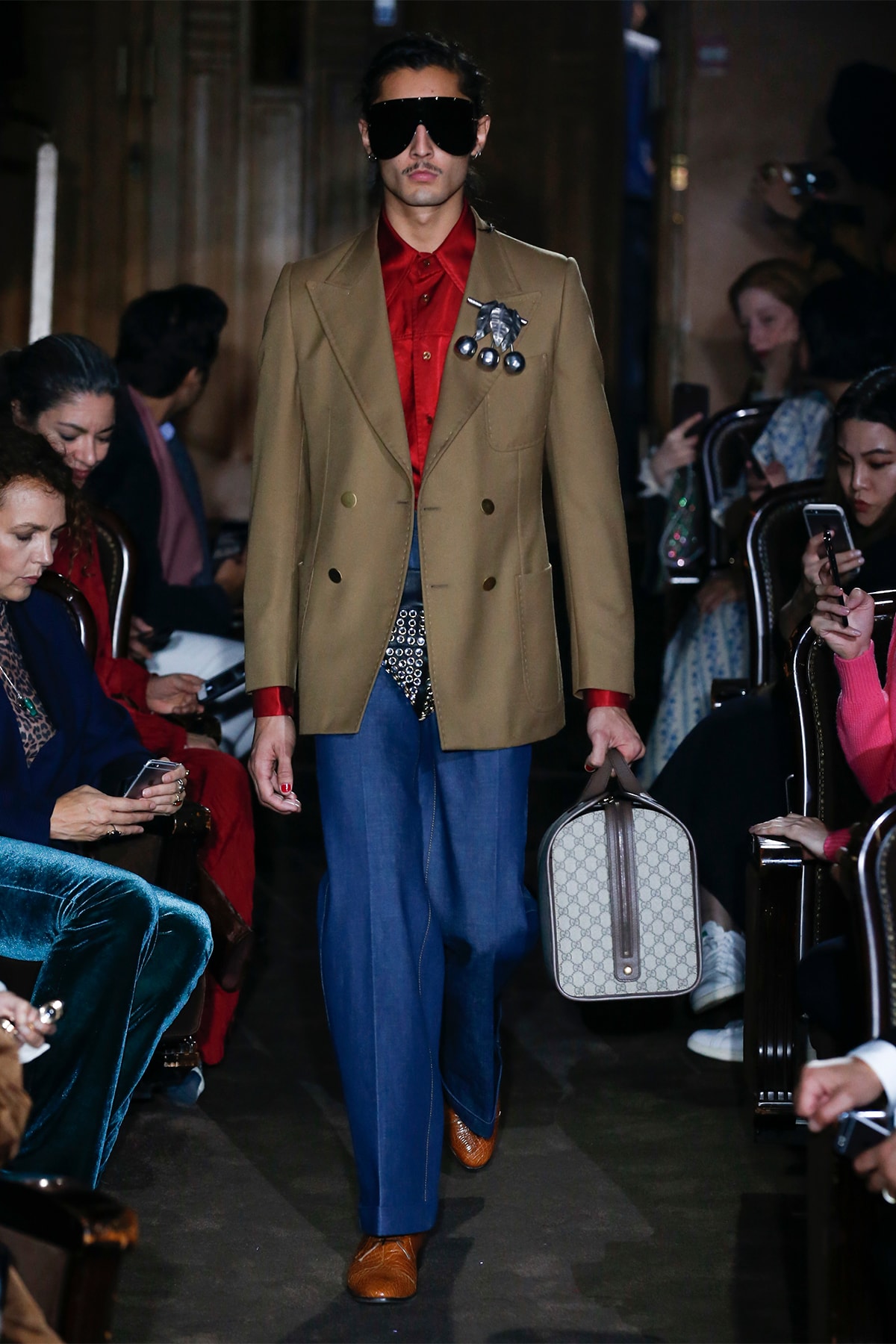 Spring Summer 2019 Fashion Show Looks | GUCCI