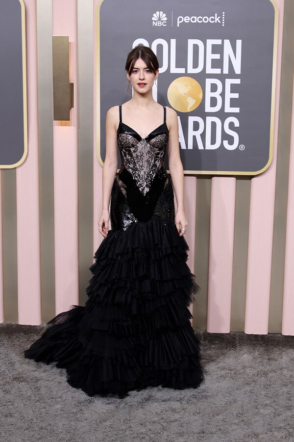 golden globes 2022 dresses At the 80th Globe Awards the House dressed a selection of winners, nominees, presenters, and guests jeweled bridal belt