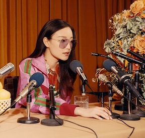 Ni Ni Under the Spotlight 