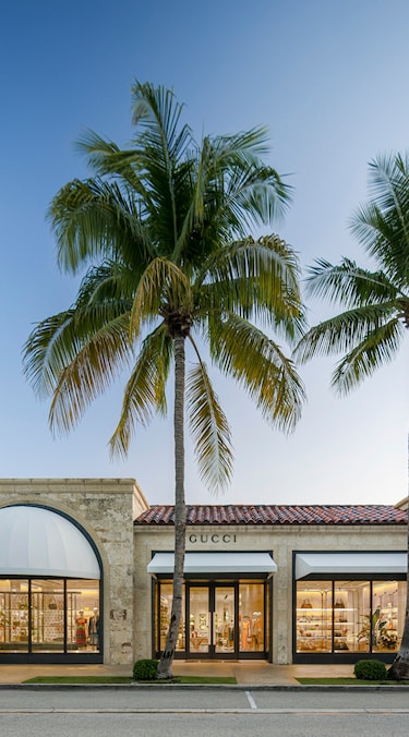Gucci on Worth Avenue: Plan Your Visit (Store Hours, Tips for Shopping, and What Makes It Unique)