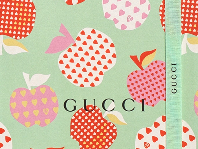 Women's Gucci Les Pommes slide sandal in beige and ebony GG Supreme