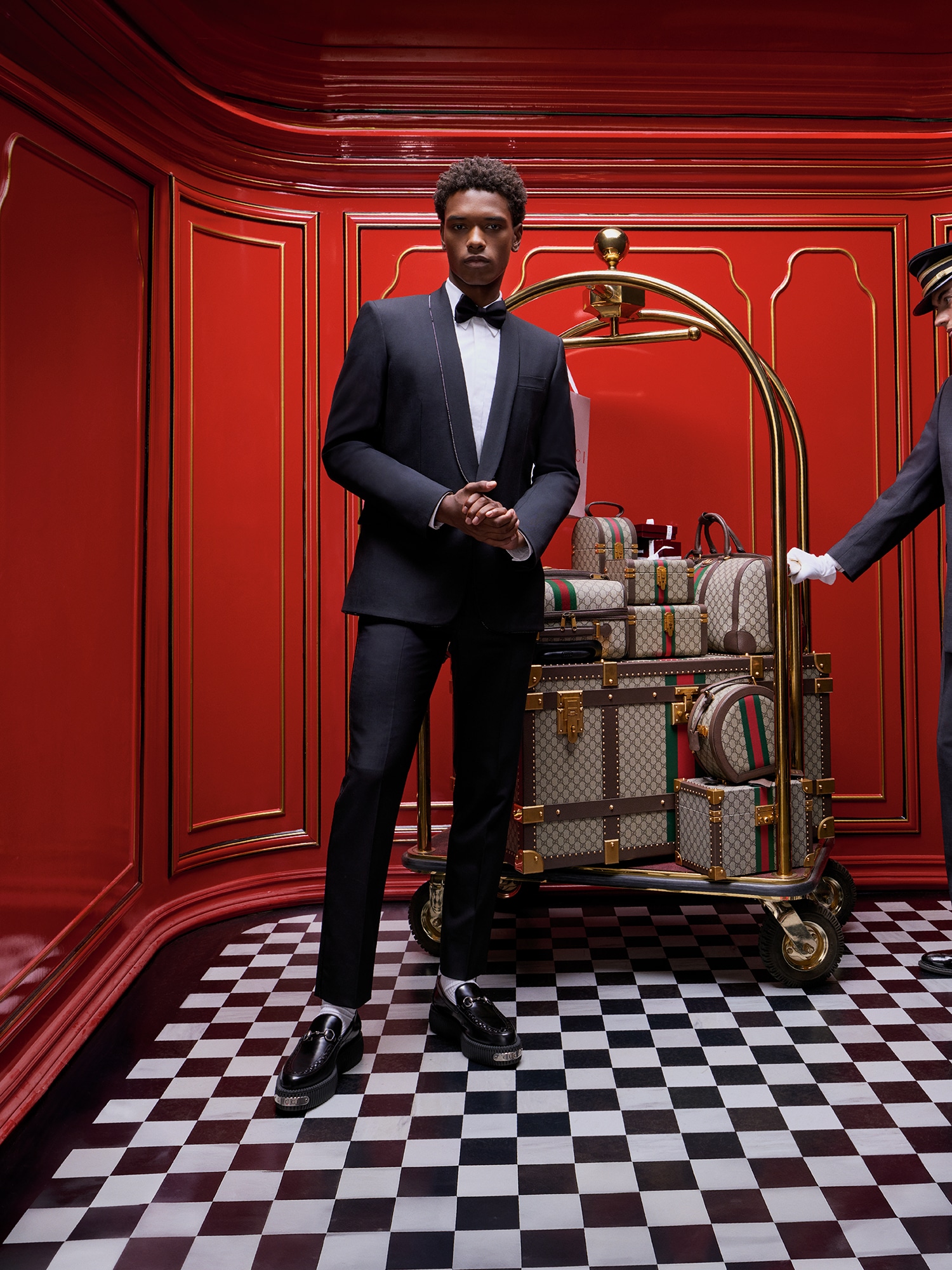 GUCCI® AU Official Site Redefining Luxury Fashion