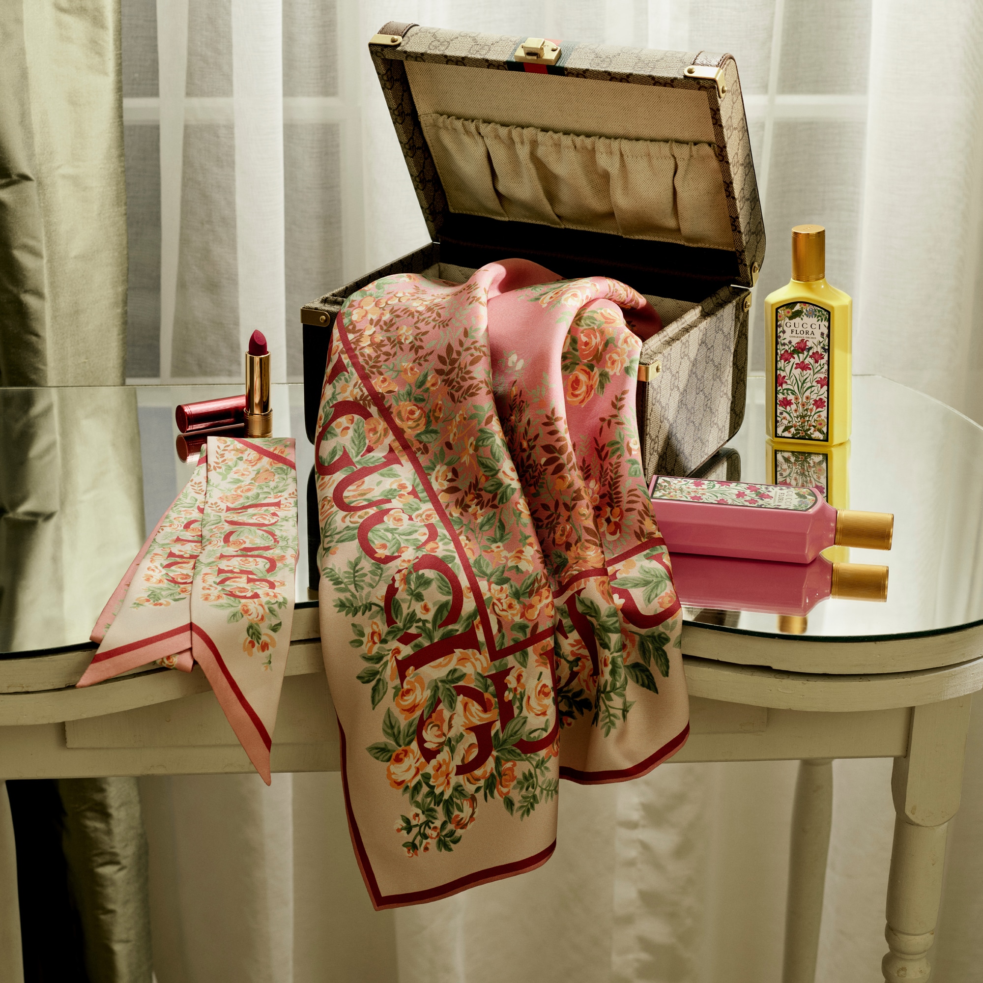 Gucci Gift Designer Gifts Clothes & Bags GUCCI® INT