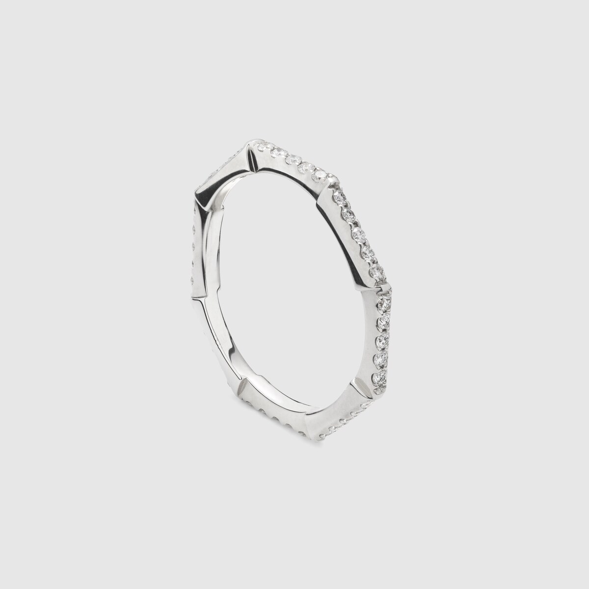 グッチの結婚指輪が素敵!おすすめモデルを大公開 | ウェディングニュース