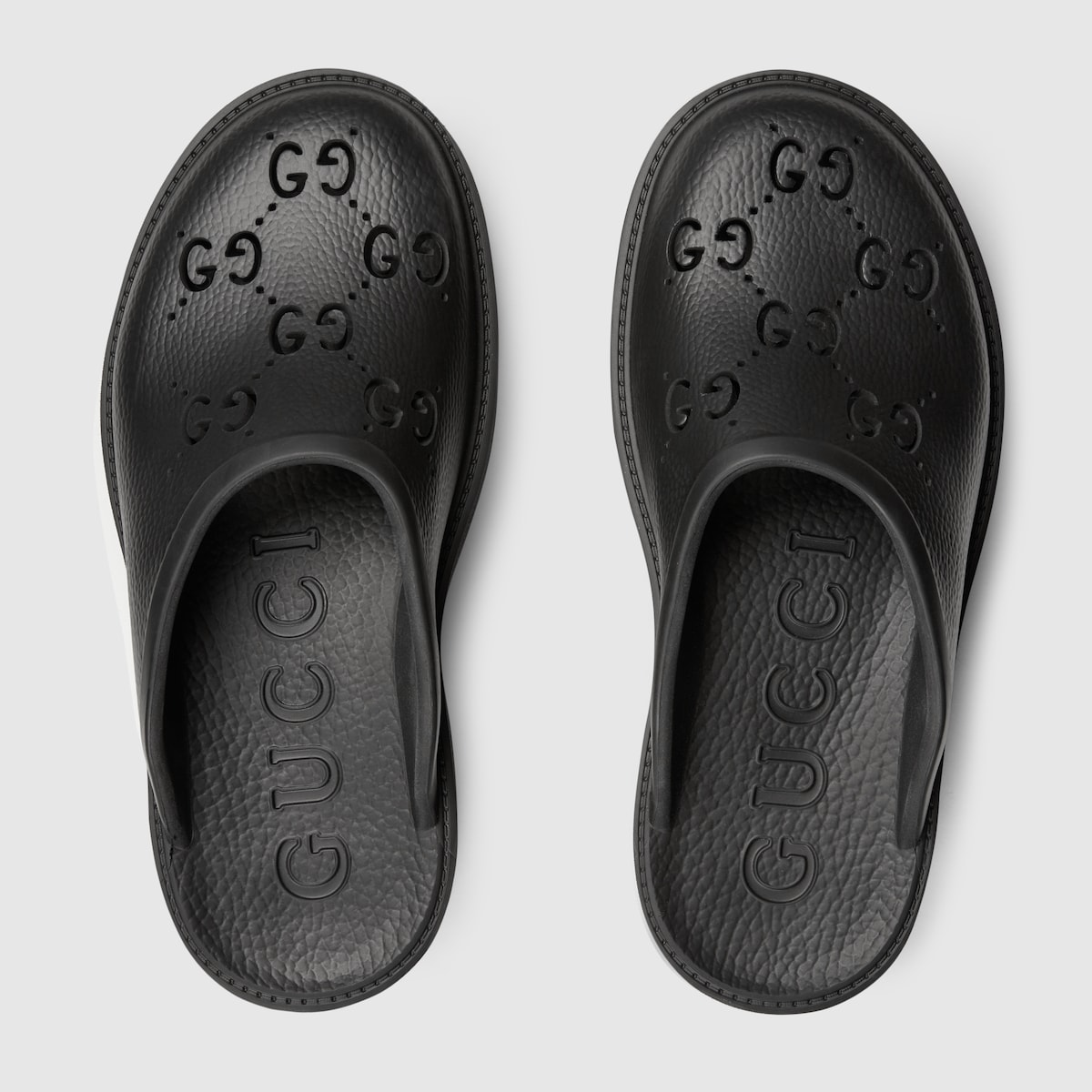 Black rubber sandals top