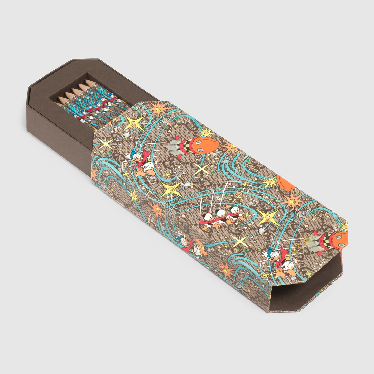 Disney x Gucci Donald Duck pencil set in beige and ebony GG paper GUCCI® SG