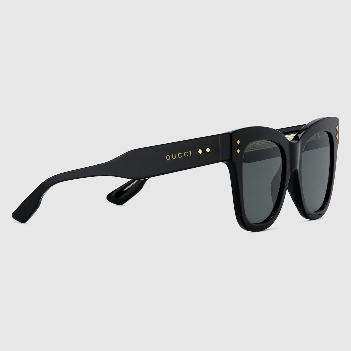 Cat-eye frame sunglasses in black acetate | GUCCI® US