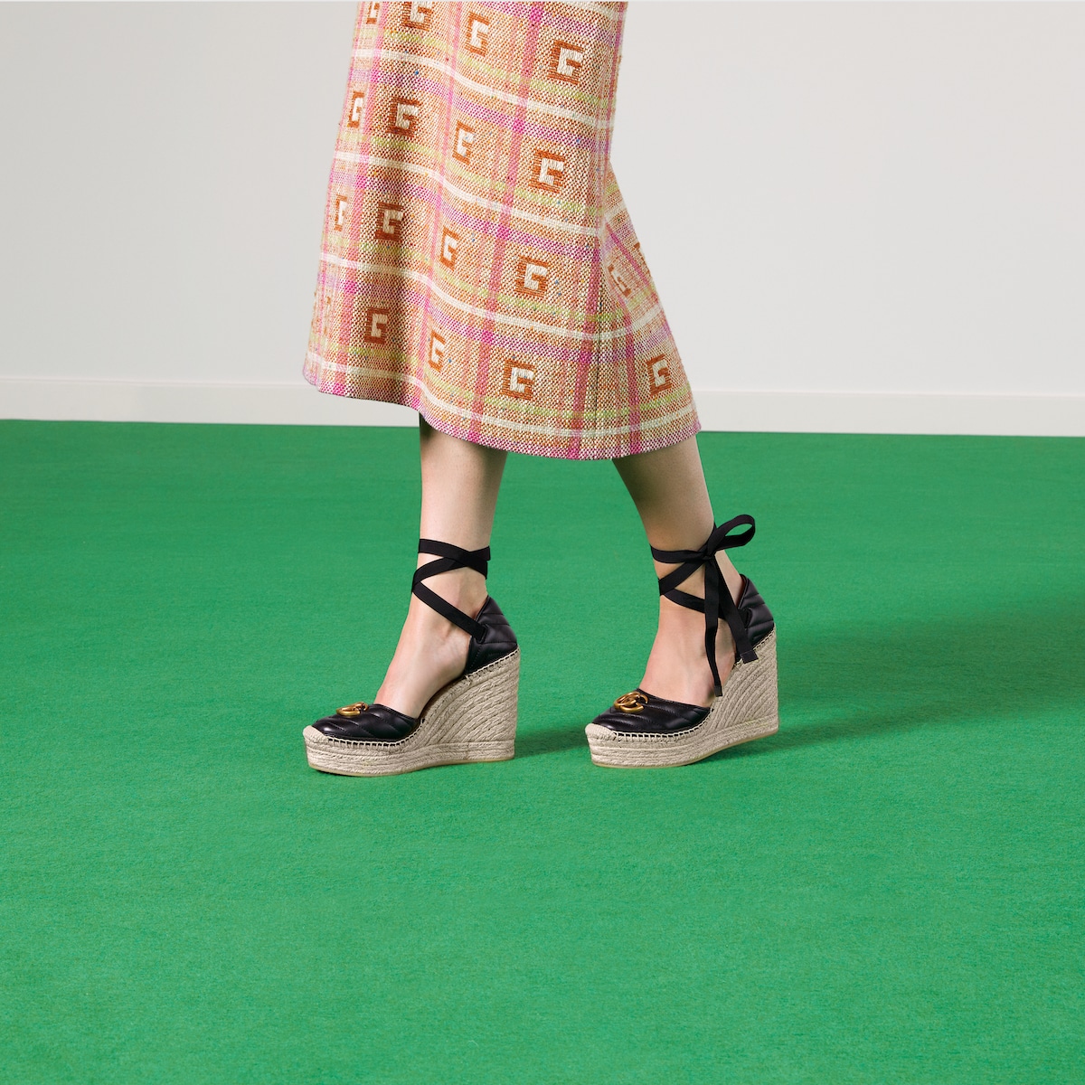 Hard store leather espadrilles