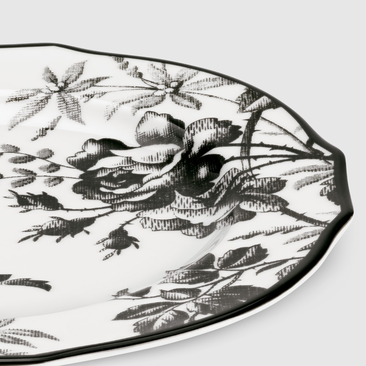 Herbarium dessert plate, set of two in black and white porcelain