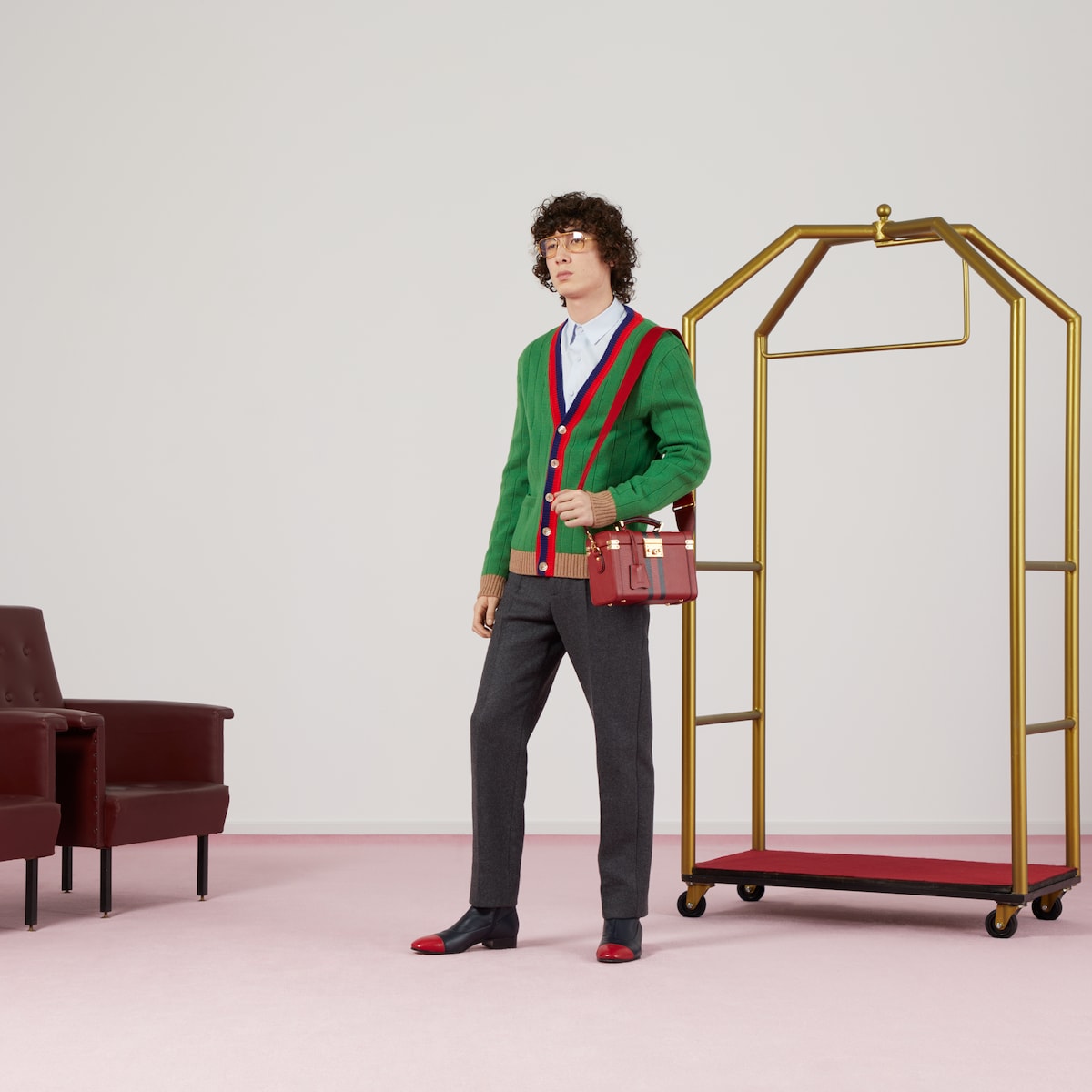 ✨未使用✨　GUCCI DIY 希少品　星座　ケープ　コート　レッド　サイズ44 ✨未使用✨ GUCCI DIY 希少品 星座 ケープ コート レッド サイズ44