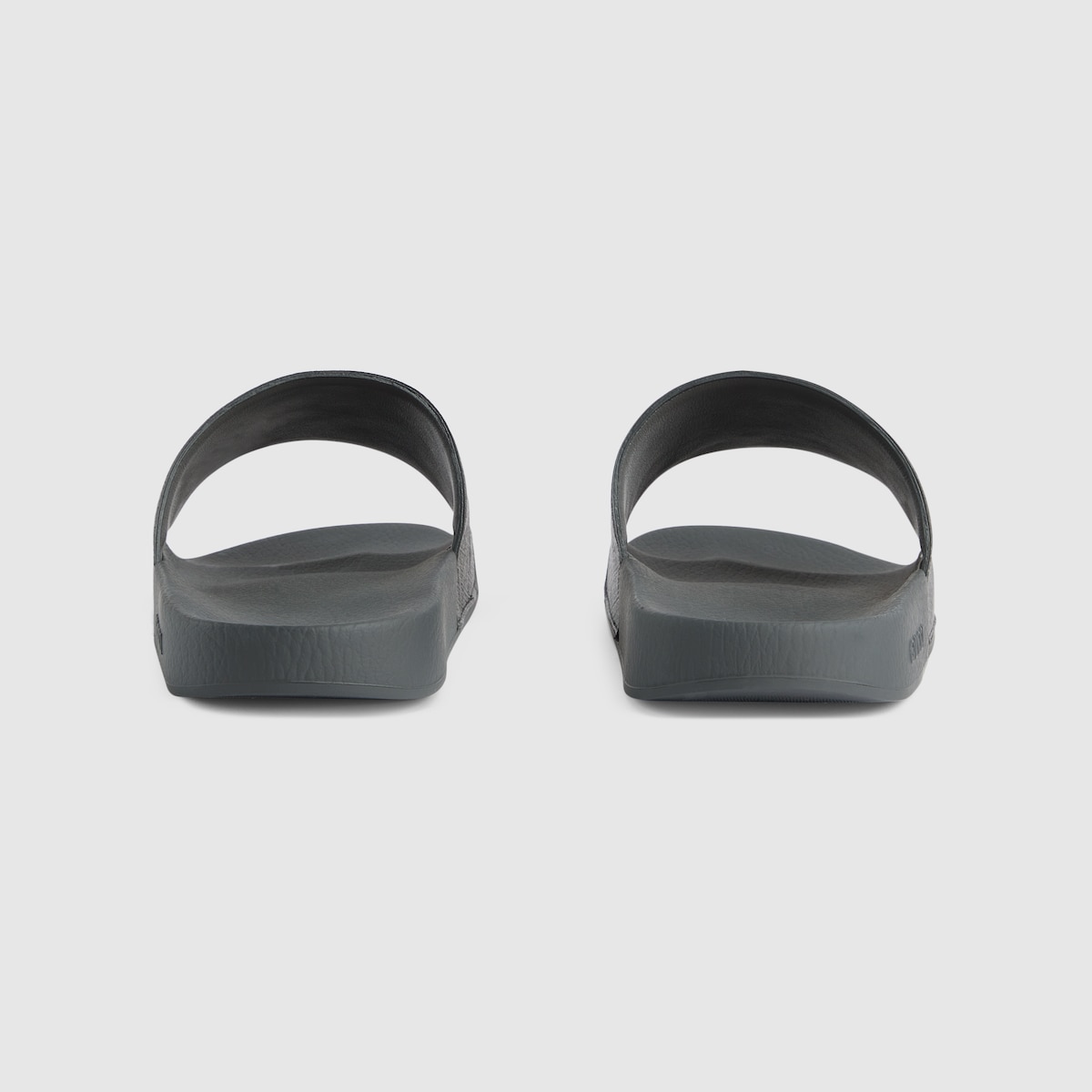 グッチ メンズシューズGG メンズ スライドサンダル | GUCCI公式