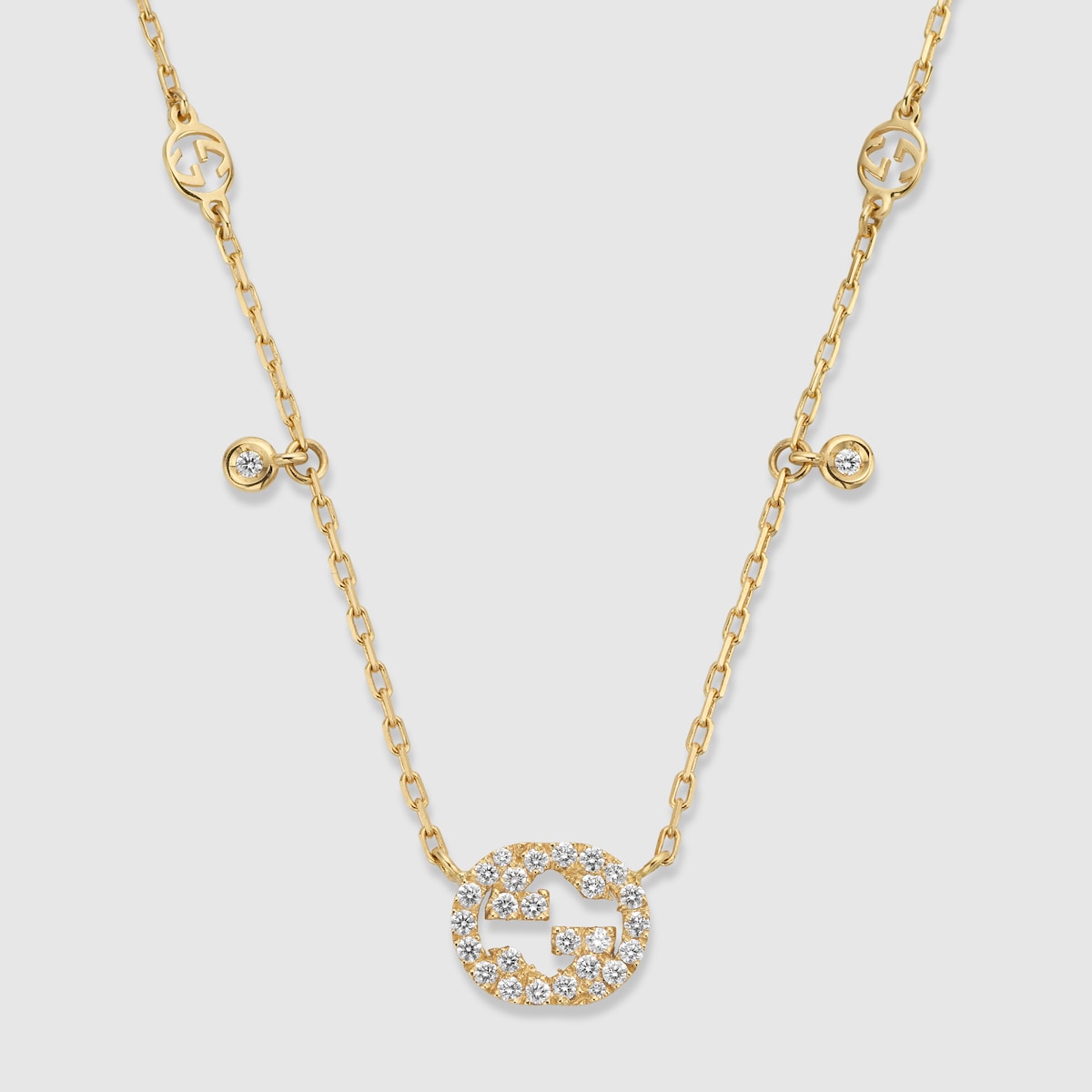 Gucci【洗練されたデザイン☆ Interlocking diamond necklace】 Gucci Interlocking diamond necklace in 18k yellow gold