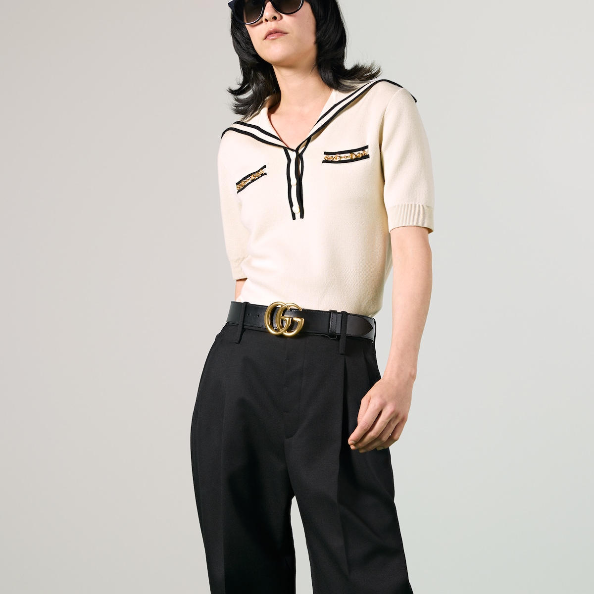 Cintura GG Marmont in pelle nera con fibbia lucida | GUCCI® IT