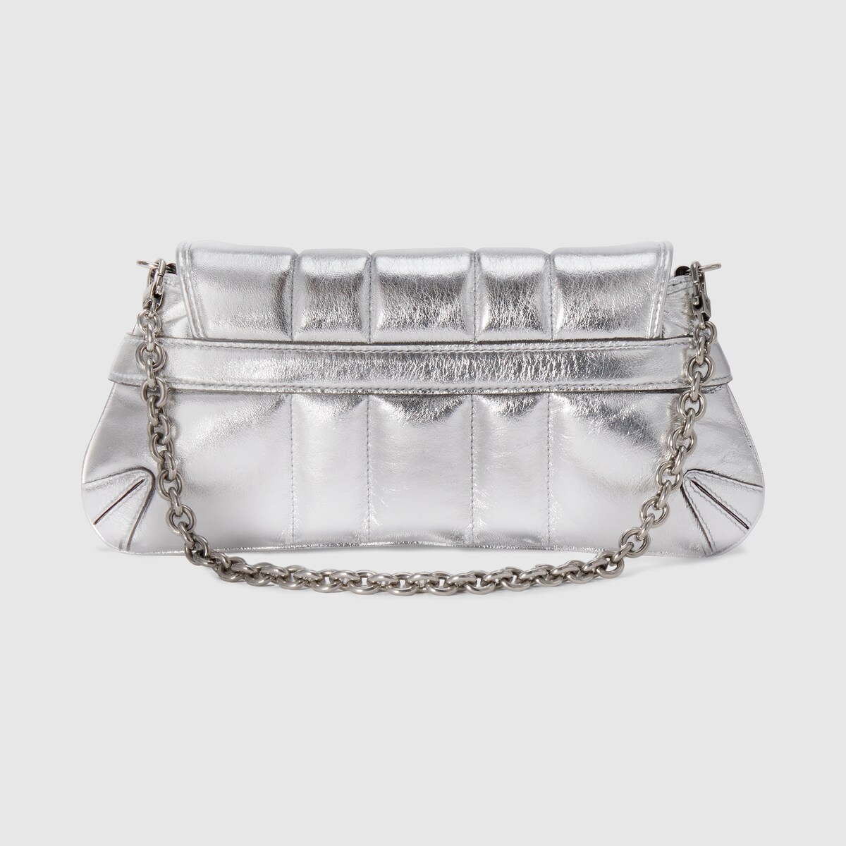 Gucci bag sales silver chain
