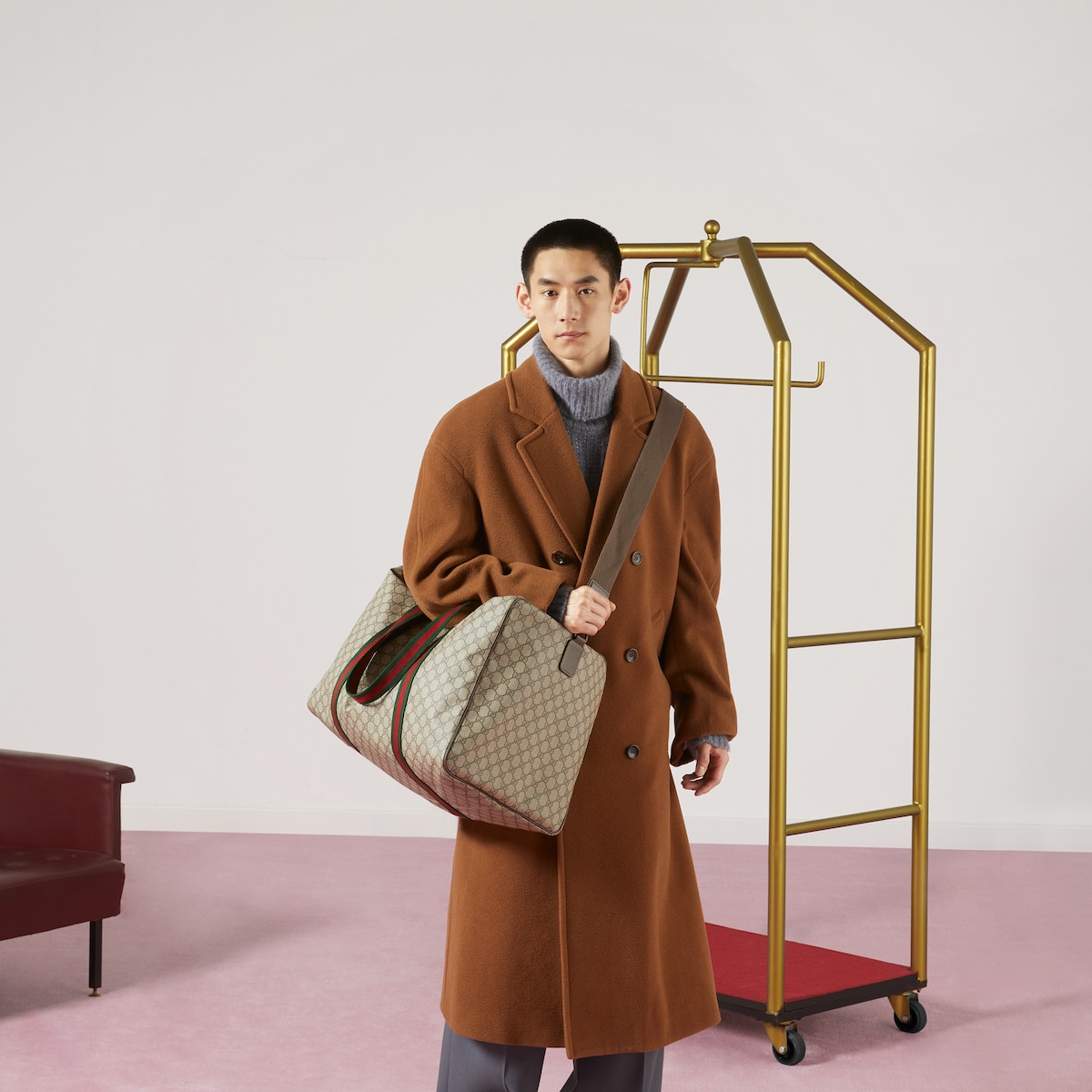 ボストンバッグ Gucci Original Gg Duffle Bag Large duffle bag with Web in beige and ebony Soft GG Supreme