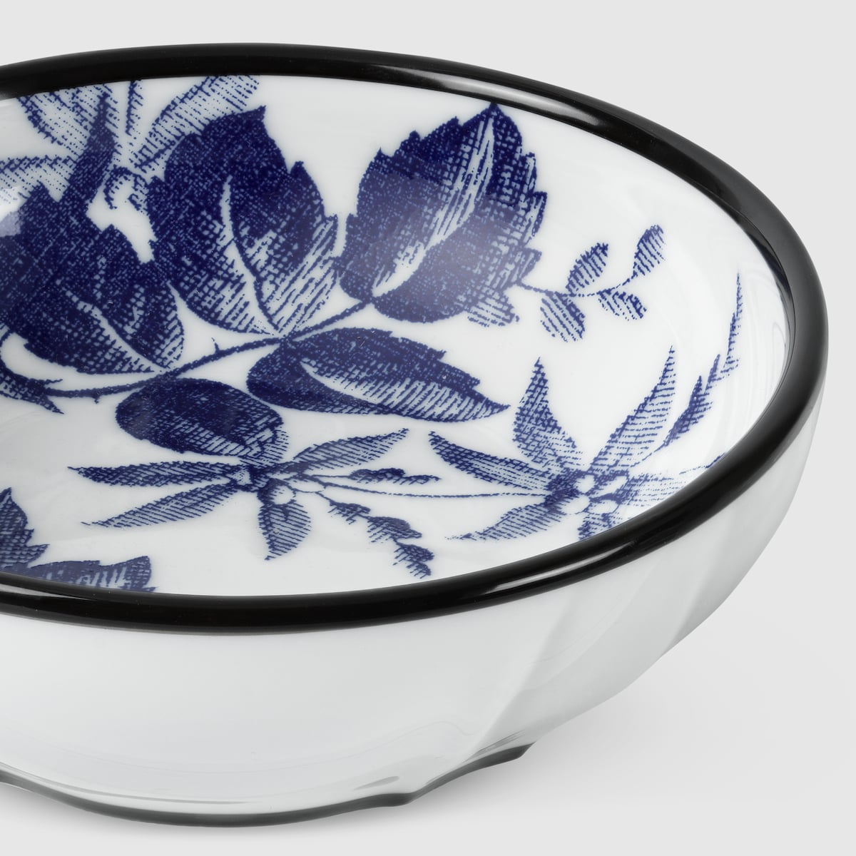 Herbarium bowl, set of two in blue and white porcelain