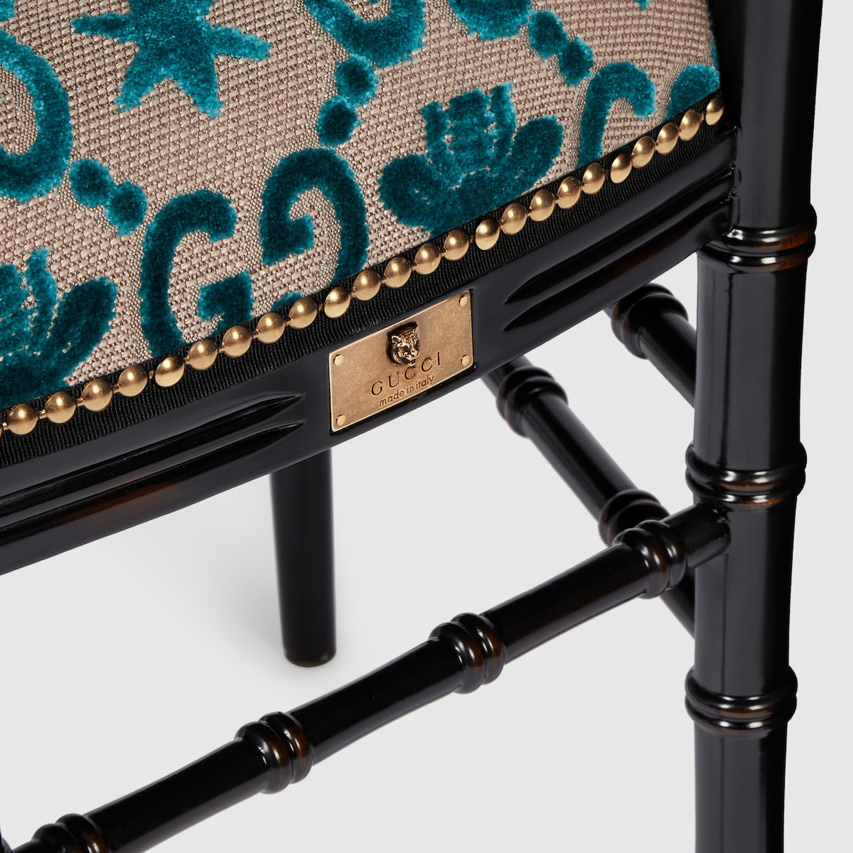 Chiavari GG stars chair with arm rest in peacock velvet jacquard